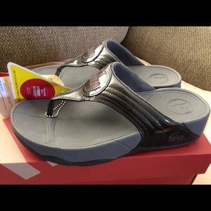 New Dark Gray Fitflops Size 7 m